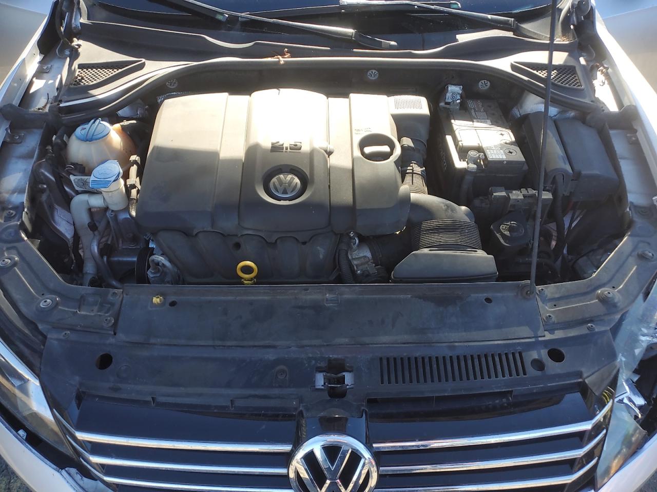 2013 Volkswagen Passat Se VIN: 1VWBP7A30DC053143 Lot: 85183225