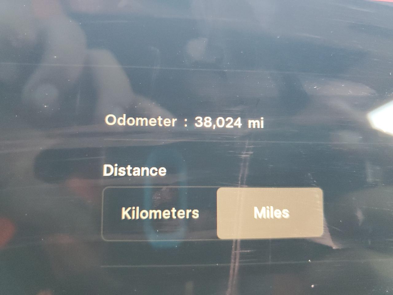 2023 Tesla Model Y VIN: 7SAYGDEF1PF684073 Lot: 90925905