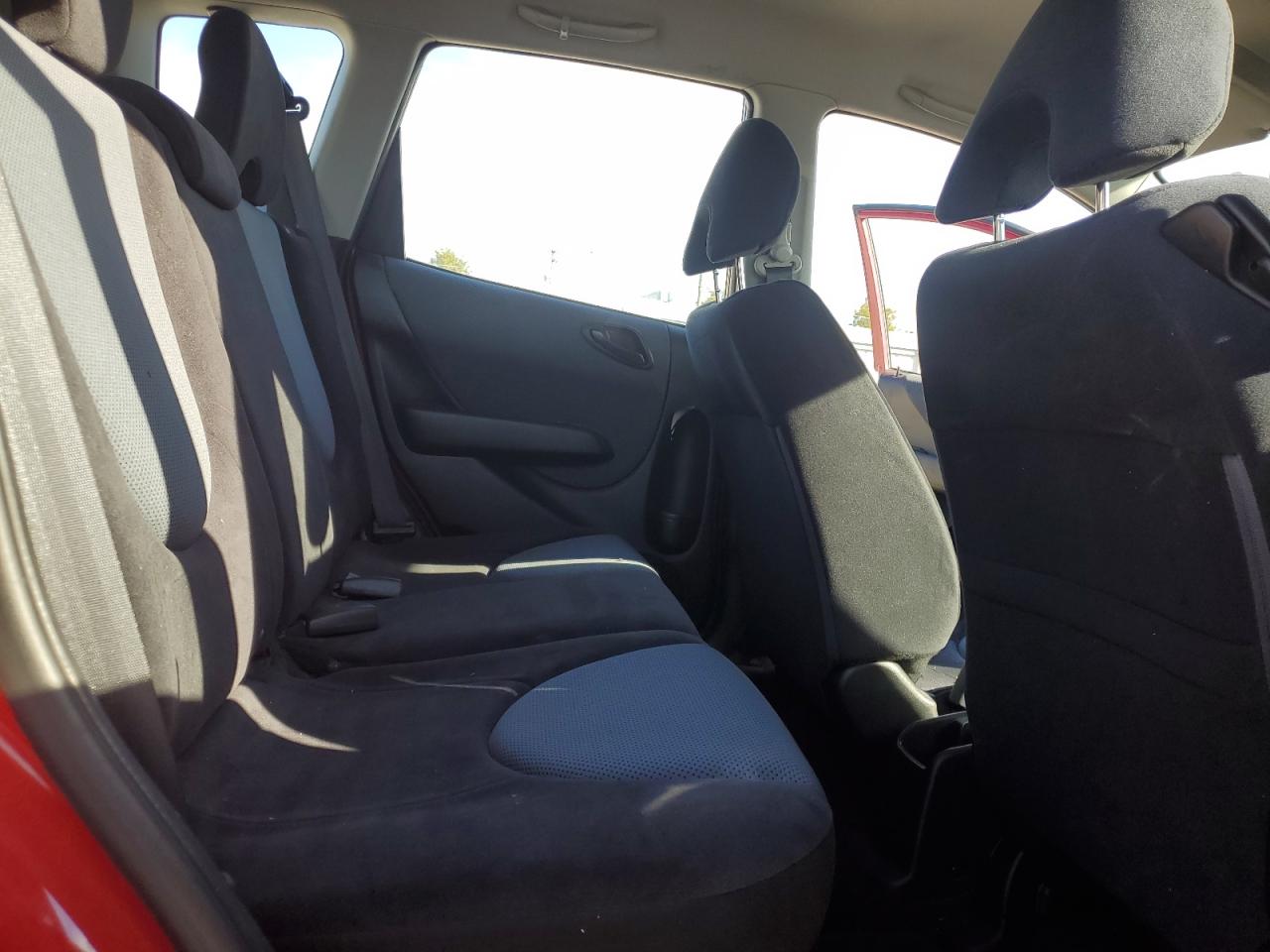 2007 Honda Fit S VIN: JHMGD38647S005390 Lot: 86087535