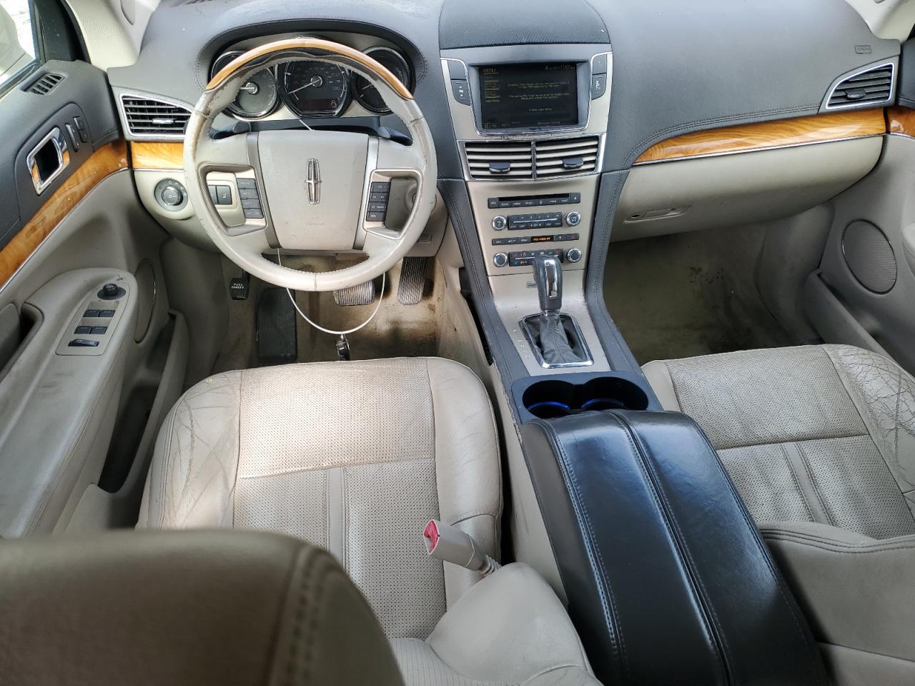 2010 Lincoln Mkt VIN: 2LMHJ5FR8ABJ10748 Lot: 90253625