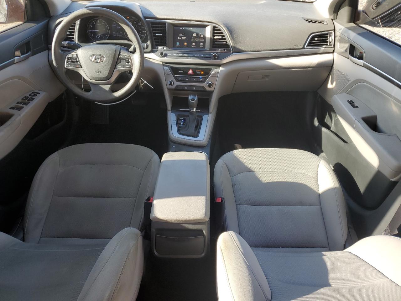 2017 Hyundai Elantra Se VIN: 5NPD84LF5HH138696 Lot: 82303005