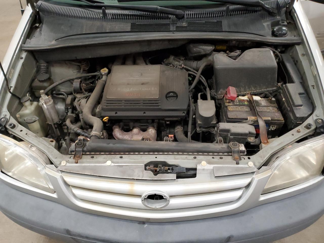 2002 Toyota Sienna Le VIN: 4T3ZF13C62U432334 Lot: 87080025