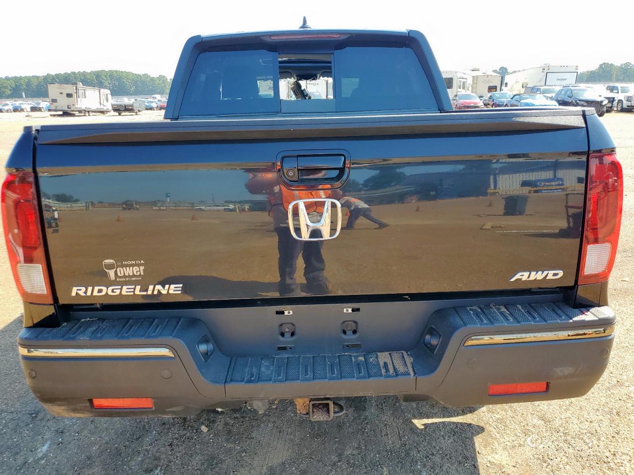 2017 Honda Ridgeline Black Edition VIN: 5FPYK3F86HB038820 Lot: 84911855