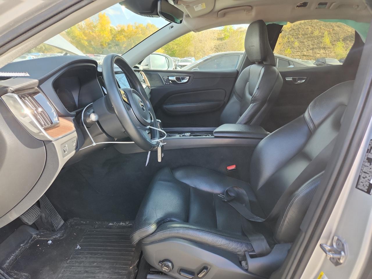 2019 Volvo Xc60 T5 Inscription VIN: LYV102RL5KB196522 Lot: 82532325