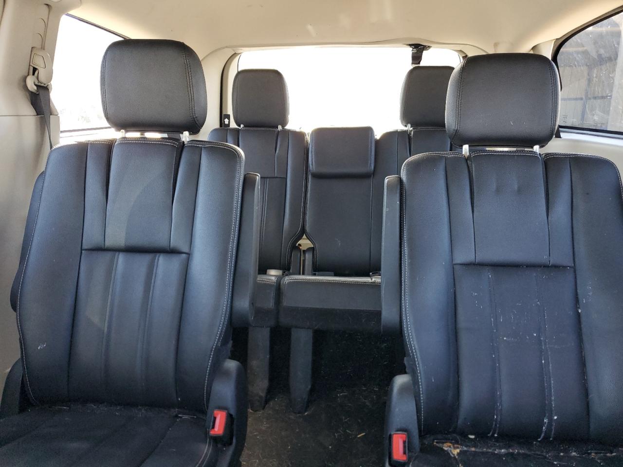 2016 Chrysler Town & Country Touring VIN: 2C4RC1BG7GR293586 Lot: 82755625