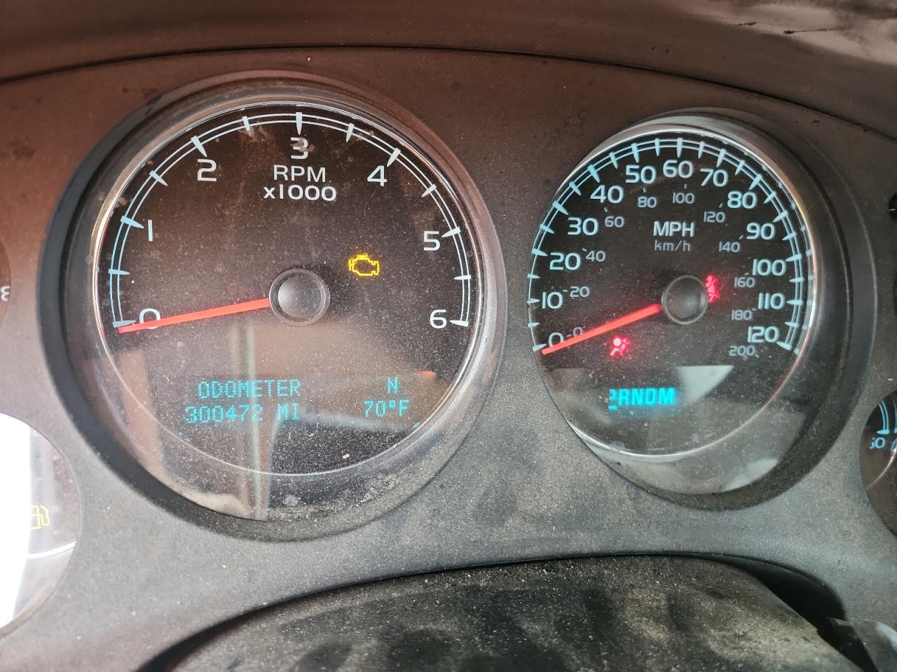 2010 Chevrolet Suburban C1500 Ls VIN: 1GNUCHE05AR199633 Lot: 82591025