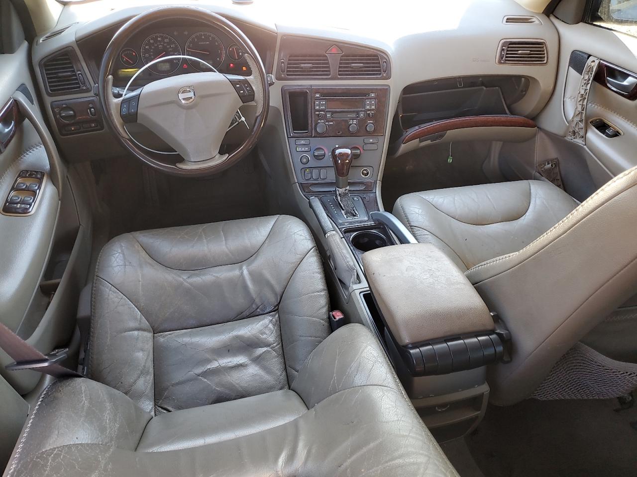 2001 Volvo V70 VIN: YV1SW61N612047862 Lot: 86692145