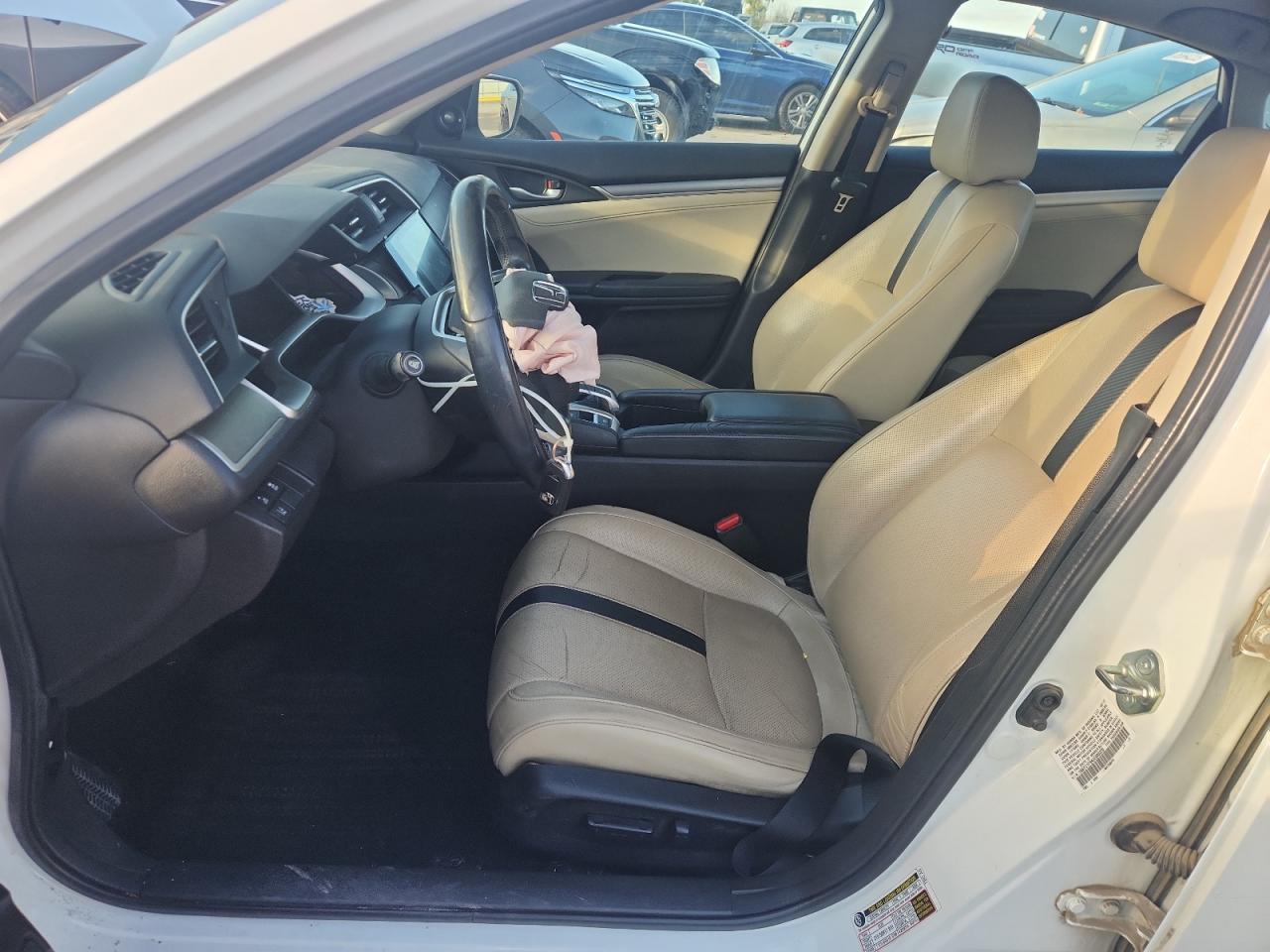 2018 Honda Civic Touring VIN: 19XFC1F94JE000220 Lot: 85710405