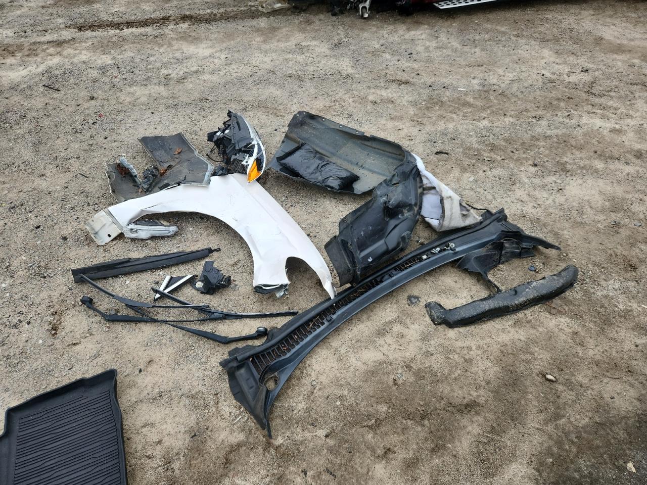 2018 Ford Fusion Titanium/Platinum Hev VIN: 3FA6P0RU0JR161869 Lot: 85861615