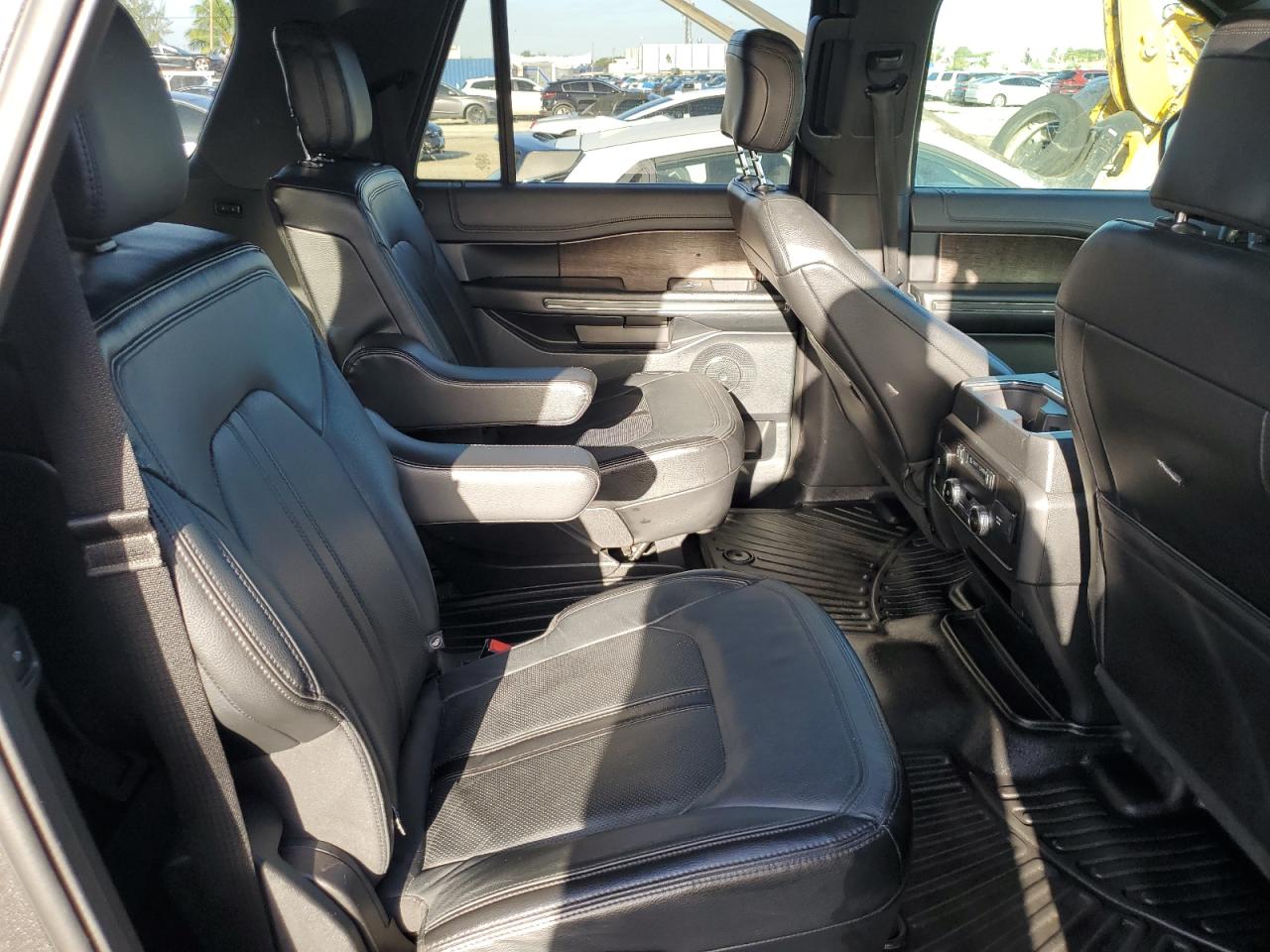 2019 Ford Expedition Max Limited VIN: 1FMJK2AT6KEA75077 Lot: 85290785