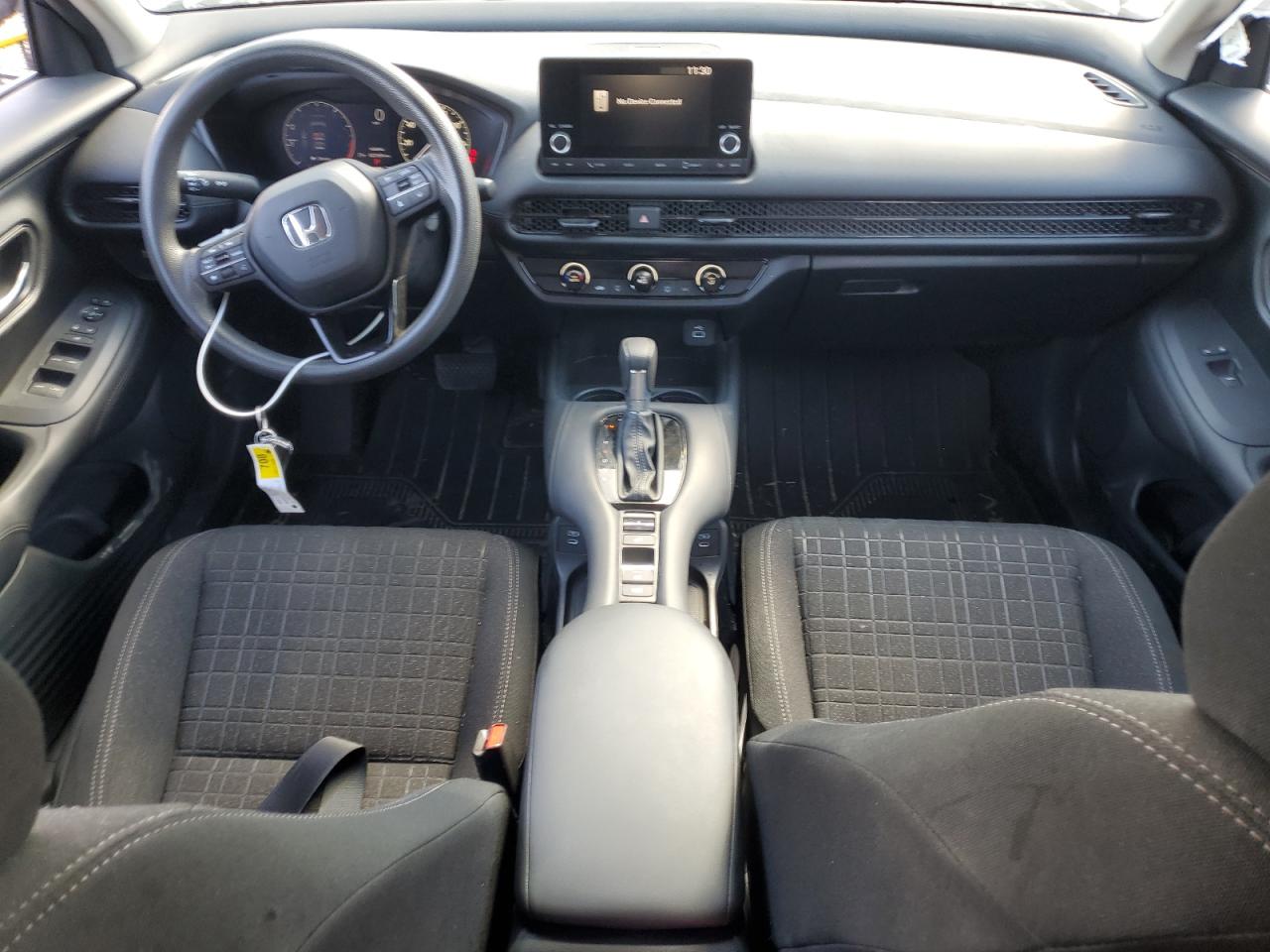 2024 Honda Hr-V Lx VIN: 3CZRZ1H38RM738411 Lot: 84729525