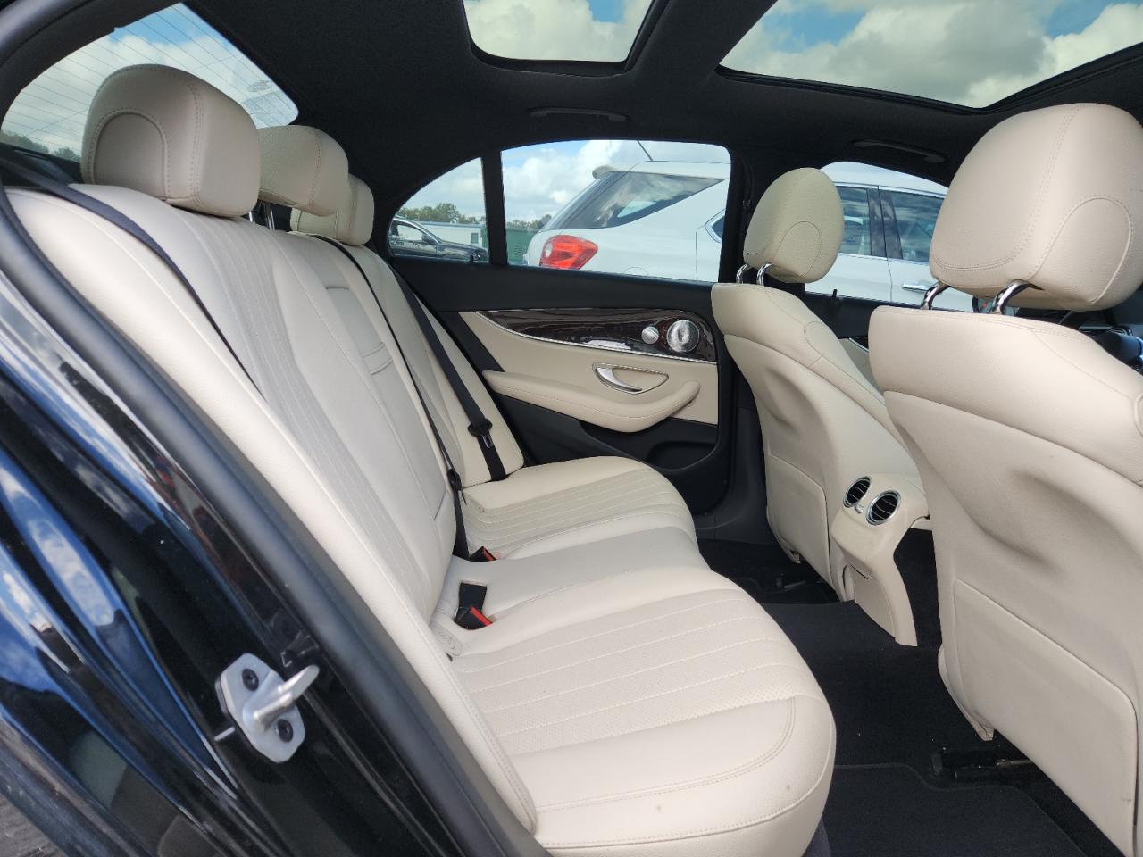 2020 Mercedes-Benz E 350 VIN: WDDZF8DB2LA731713 Lot: 85555065