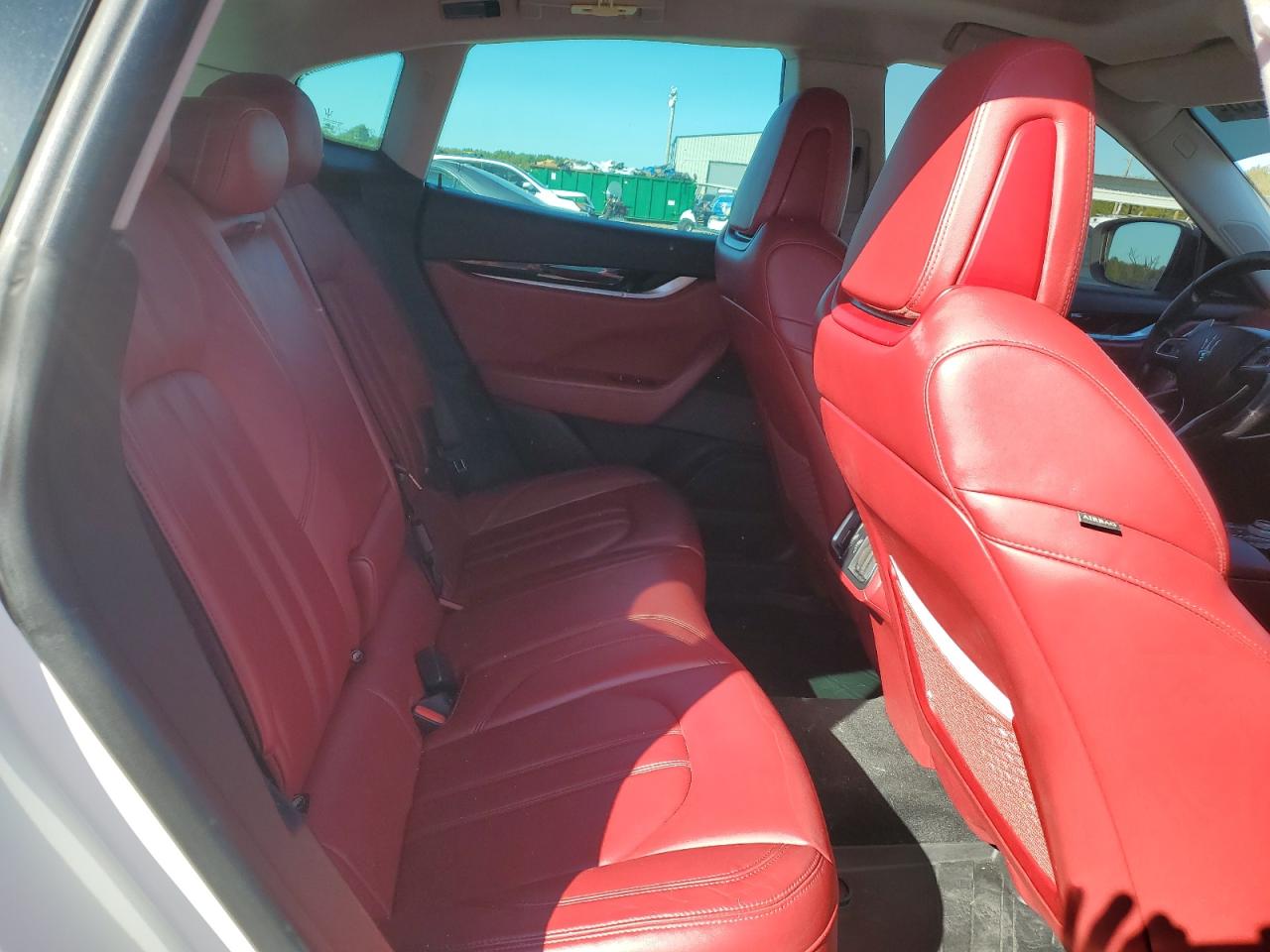 2017 Maserati Levante Sport VIN: ZN661XUS0HX250576 Lot: 91205895