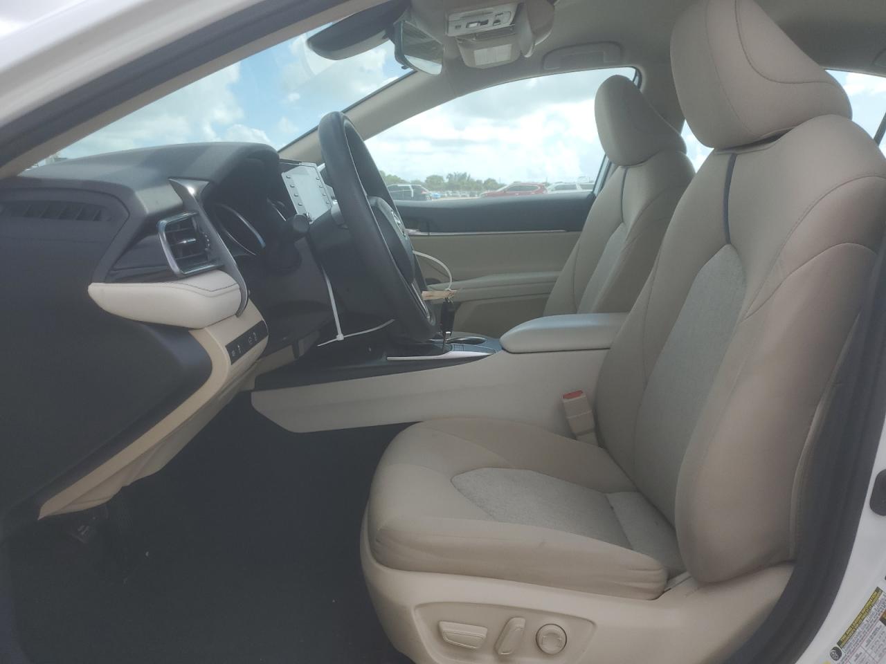 2022 Toyota Camry Le VIN: 4T1C11AK5NU632908 Lot: 85838855