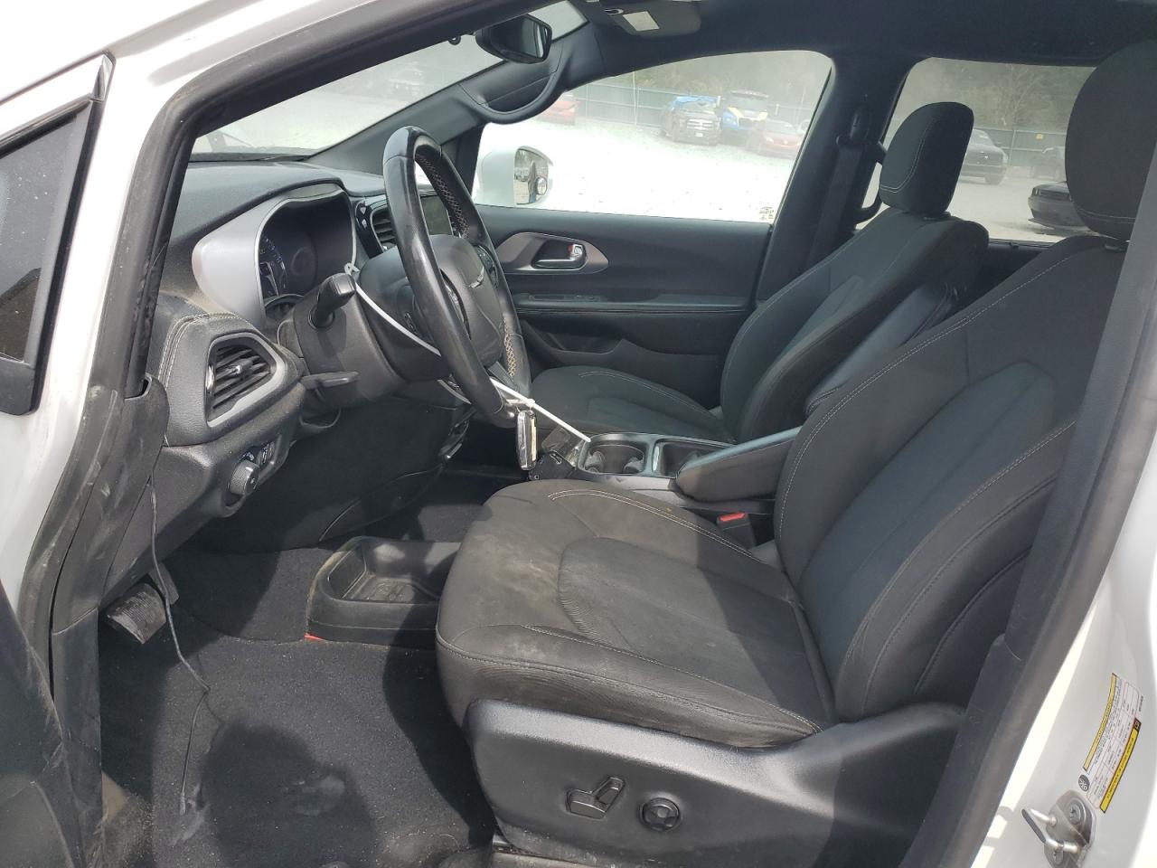 2022 Chrysler Pacifica Touring VIN: 2C4RC1FGXNR104839 Lot: 89722585