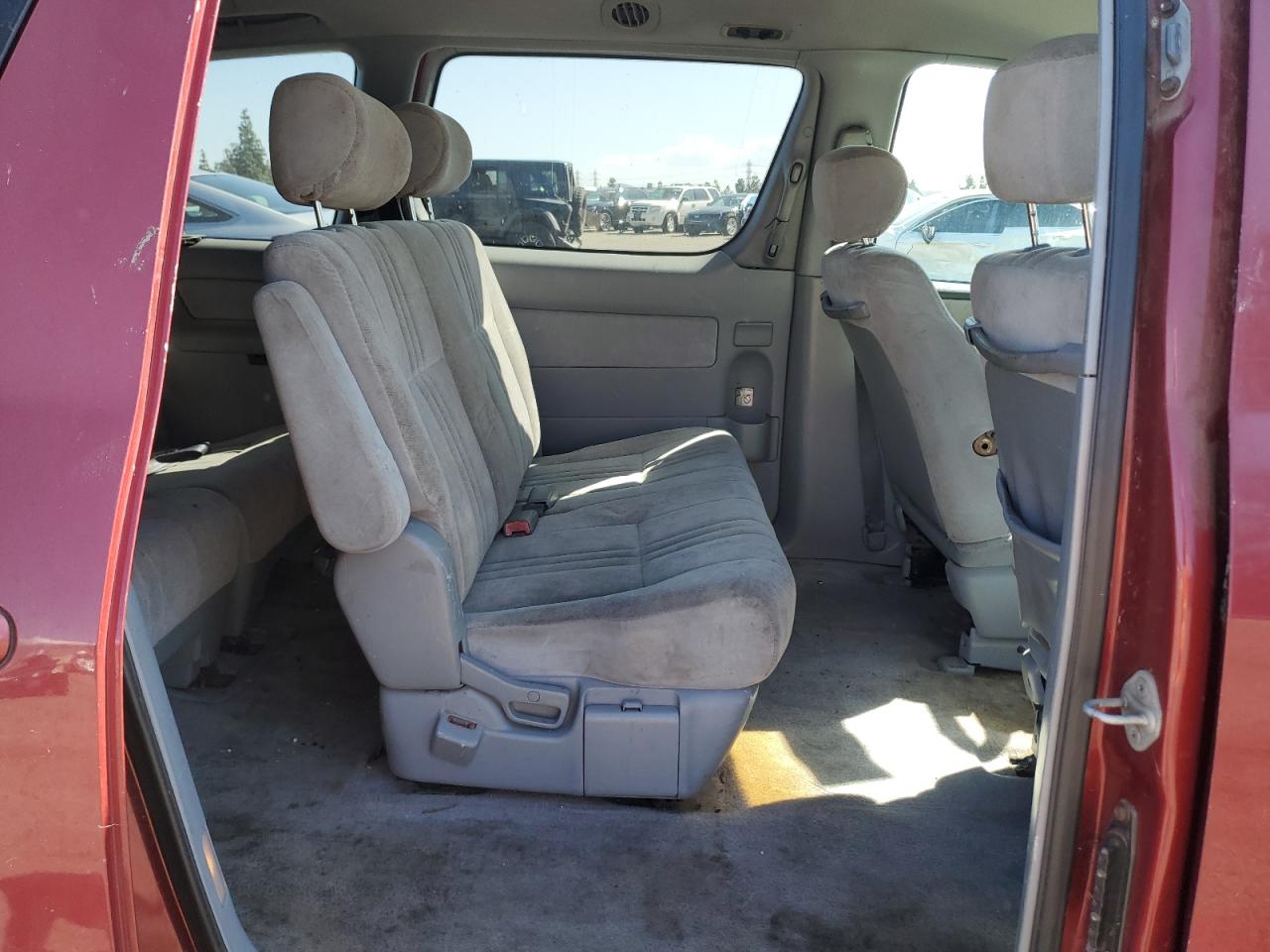 1999 Toyota Sienna VIN: 4T3ZF19C0XU130858 Lot: 82680385