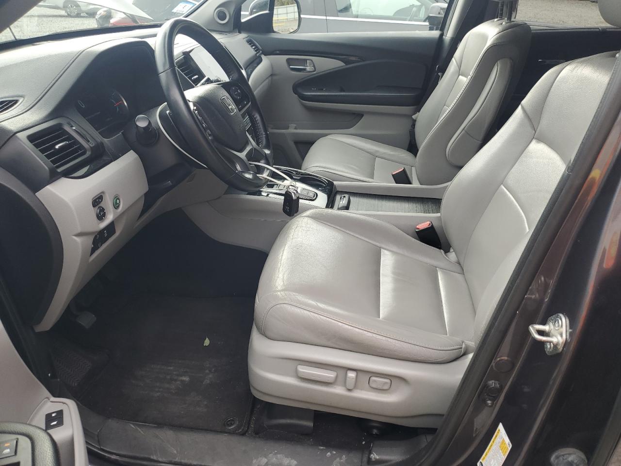 2019 Honda Pilot Touring VIN: 5FNYF6H96KB043107 Lot: 86123445