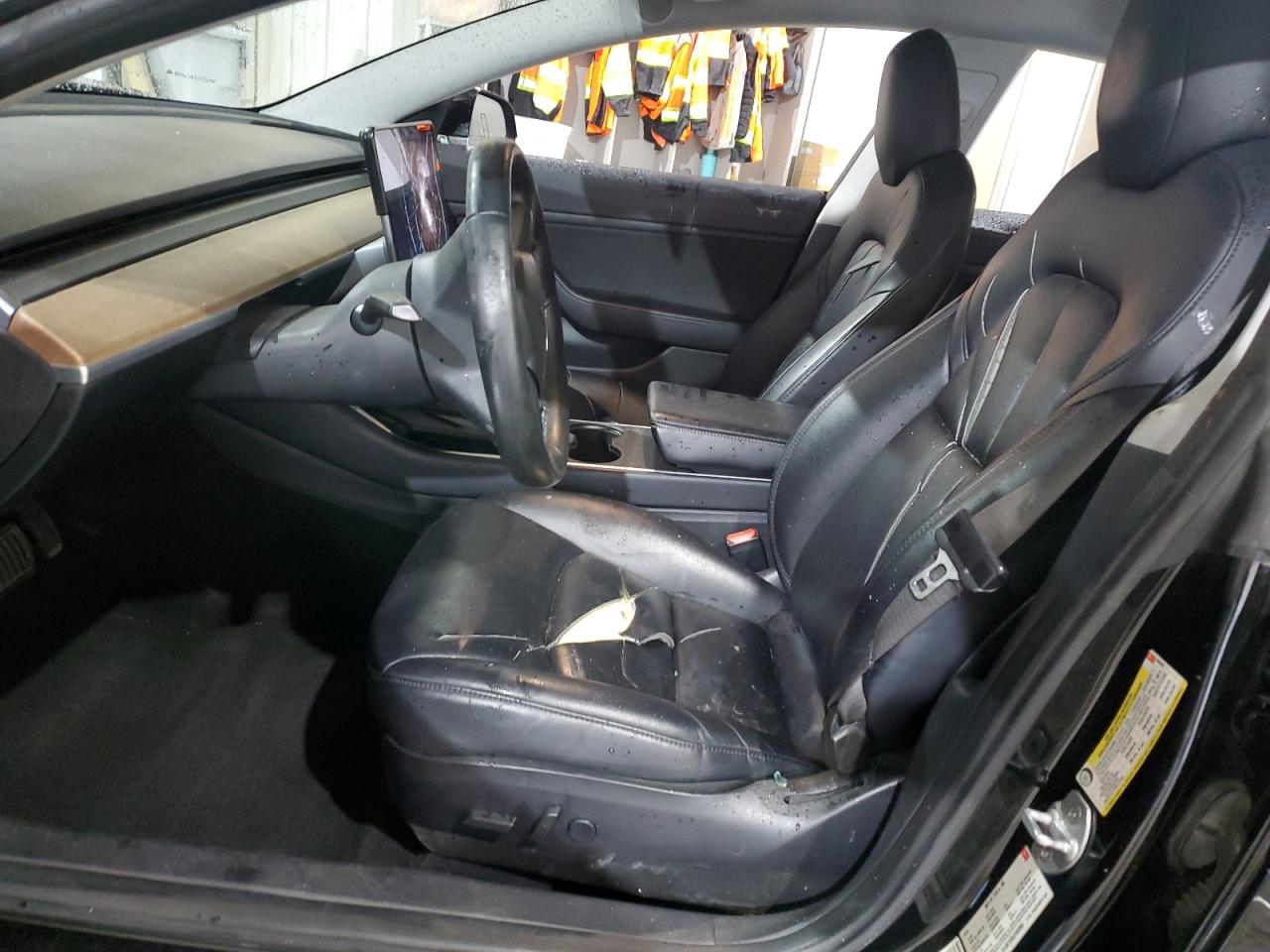 2018 Tesla Model 3 VIN: 5YJ3E1EB0JF093992 Lot: 87238215