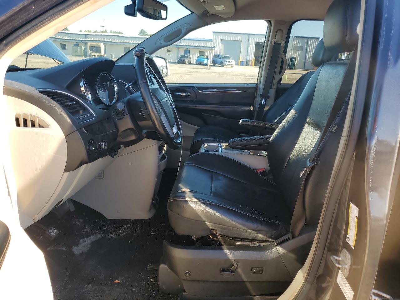 2014 Chrysler Town & Country Touring VIN: 2C4RC1BG5ER144431 Lot: 90637905