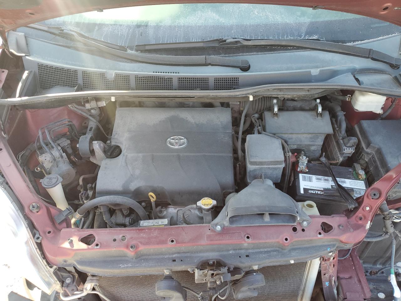 2012 Toyota Sienna Le VIN: 5TDKK3DC5CS215268 Lot: 84925305