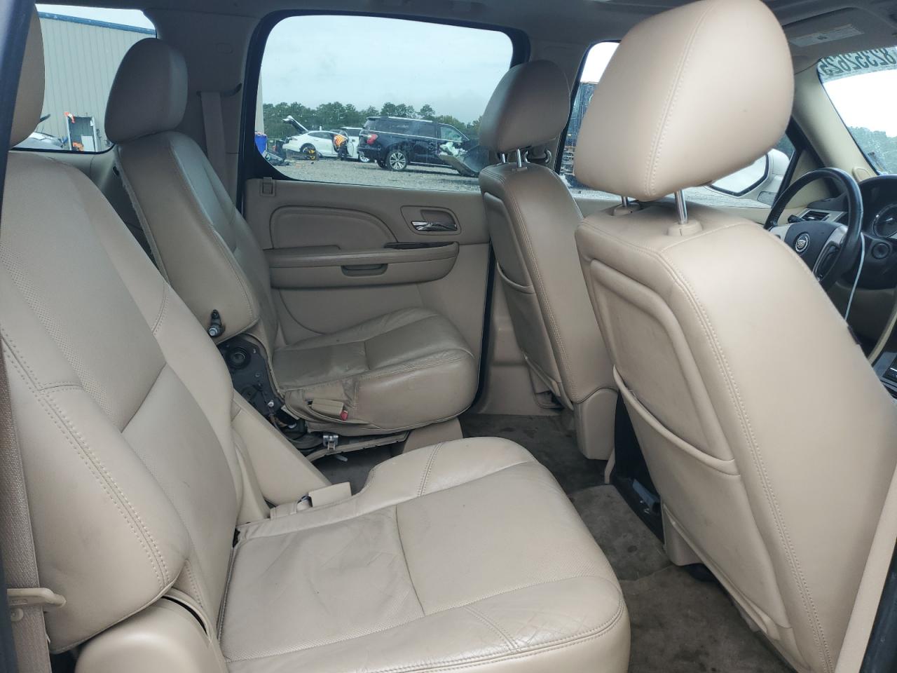 2011 Cadillac Escalade Esv Premium VIN: 1GYS3JEF7BR393264 Lot: 82352625