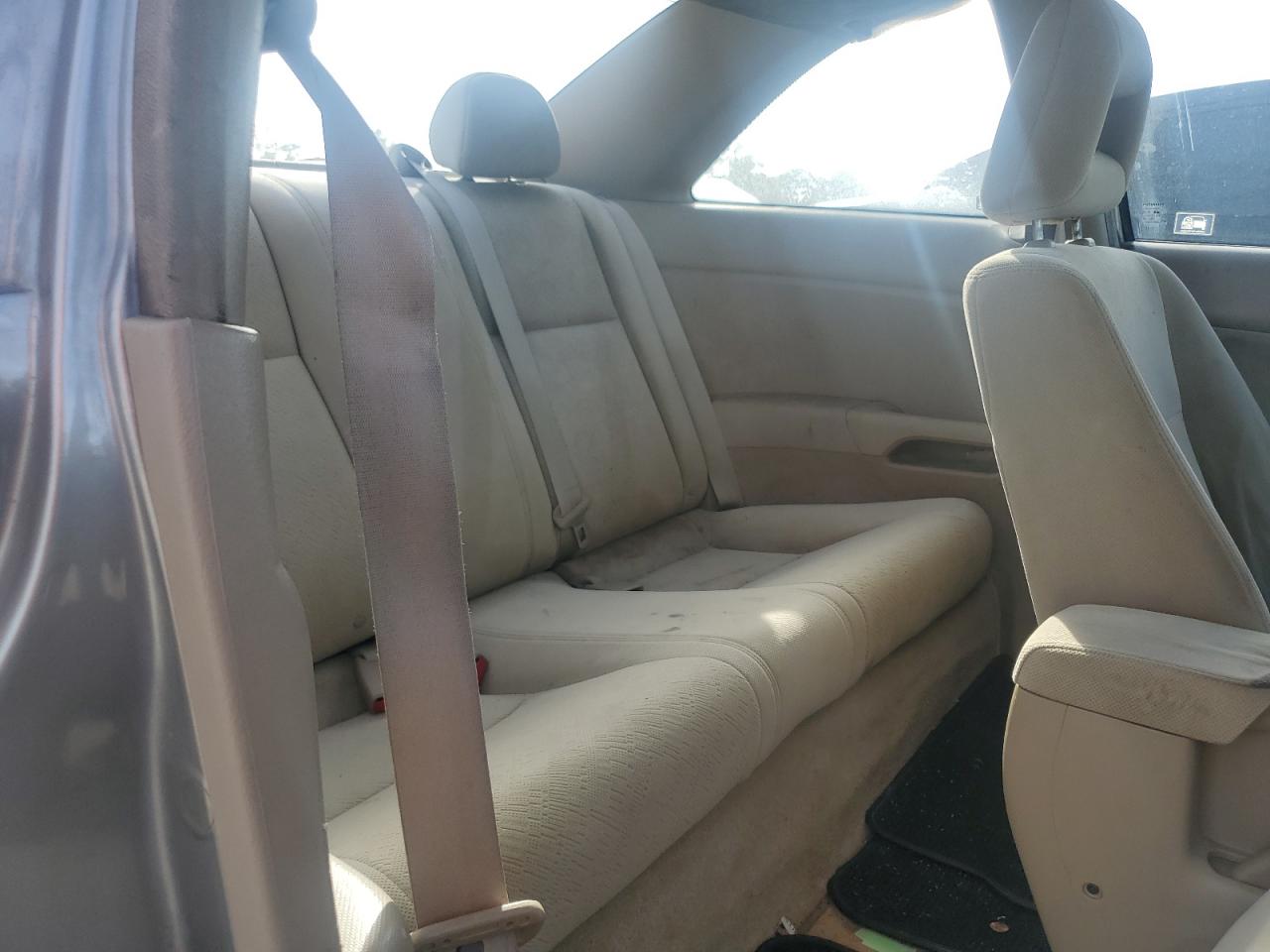 2004 Honda Civic Lx VIN: 1HGEM22524L048703 Lot: 82202585