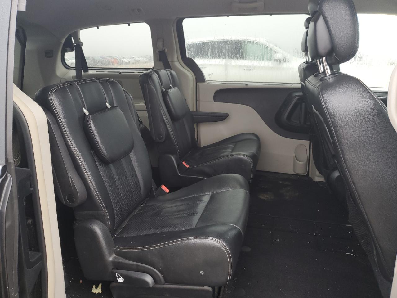 2015 Chrysler Town & Country Touring L VIN: 2C4RC1CG1FR731256 Lot: 90474845