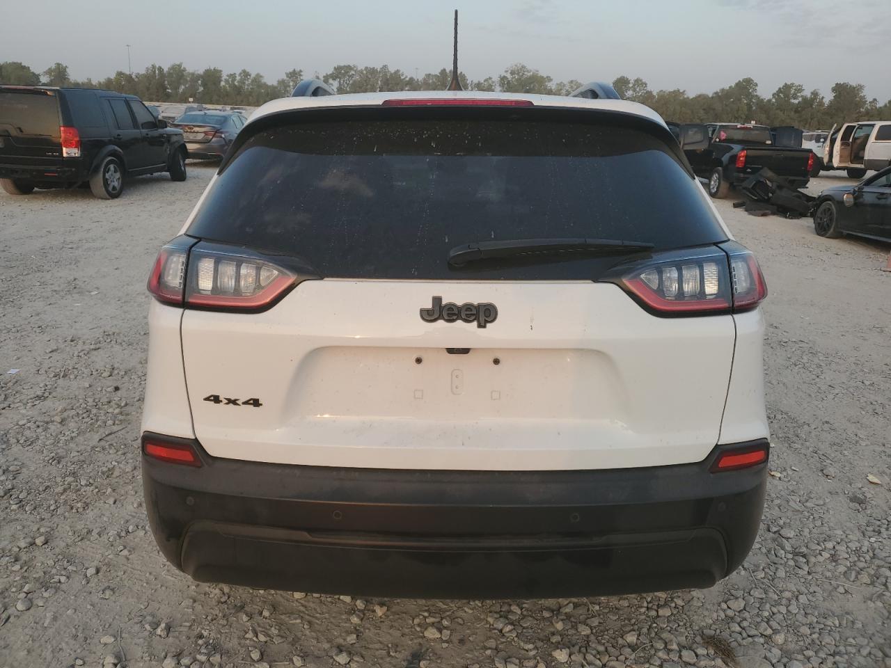 2023 Jeep Cherokee Altitude Lux VIN: 1C4PJMMB8PD111090 Lot: 82597835