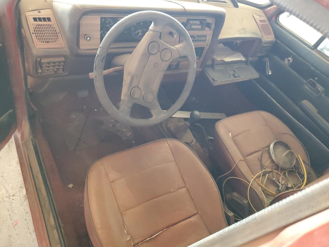 1982 Volkswagen Rabbit Truck VIN: 1V1KG017XCV015664 Lot: 90328775