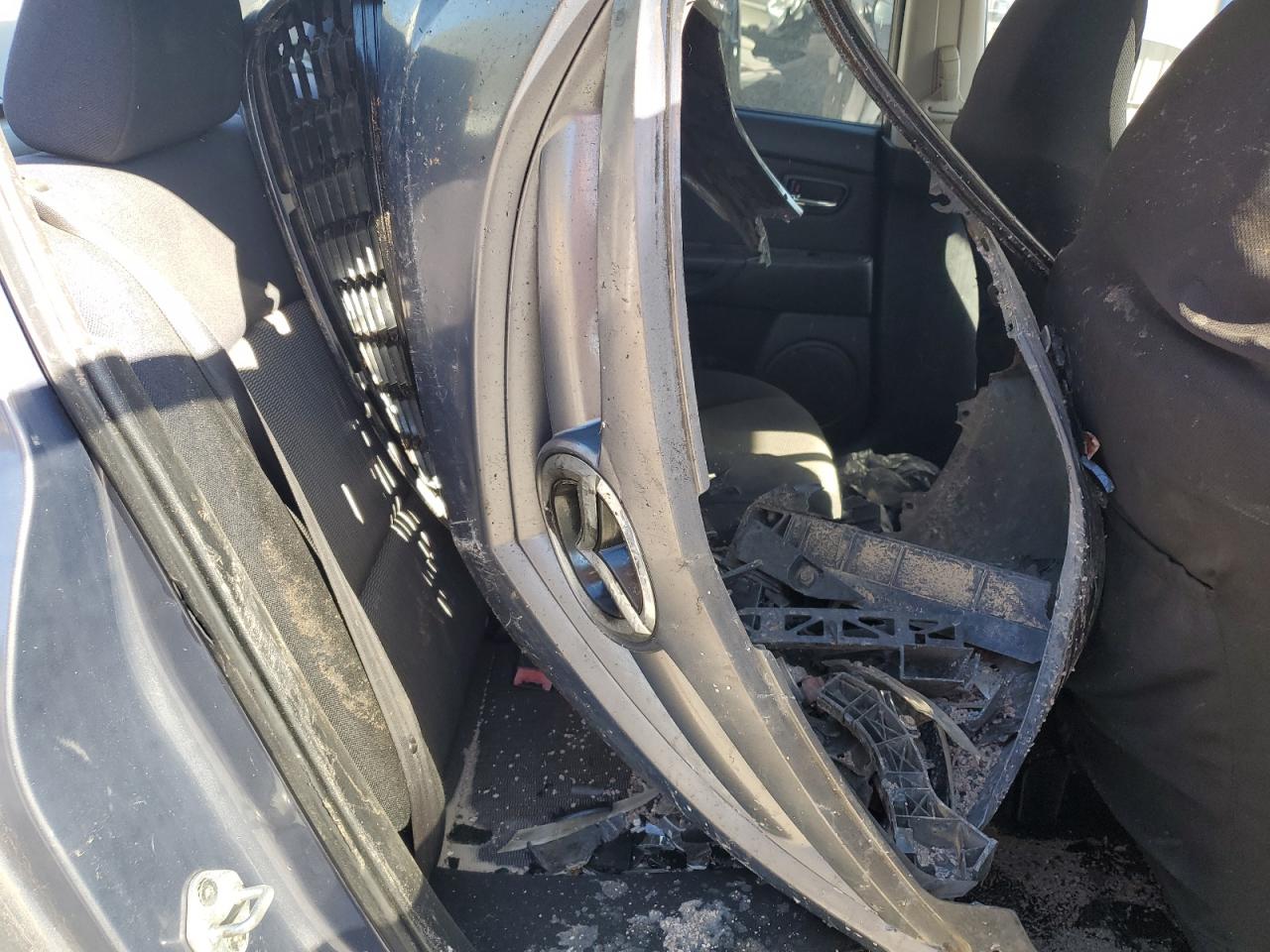 2008 Mazda 3 I VIN: JM1BK32F181148041 Lot: 87434025