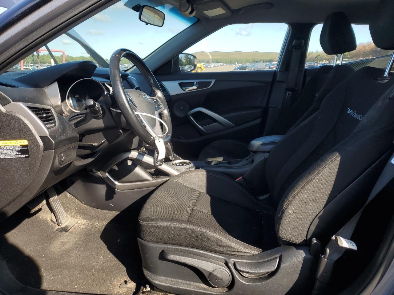 2017 Hyundai Veloster VIN: KMHTC6AD3HU310152 Lot: 71625935