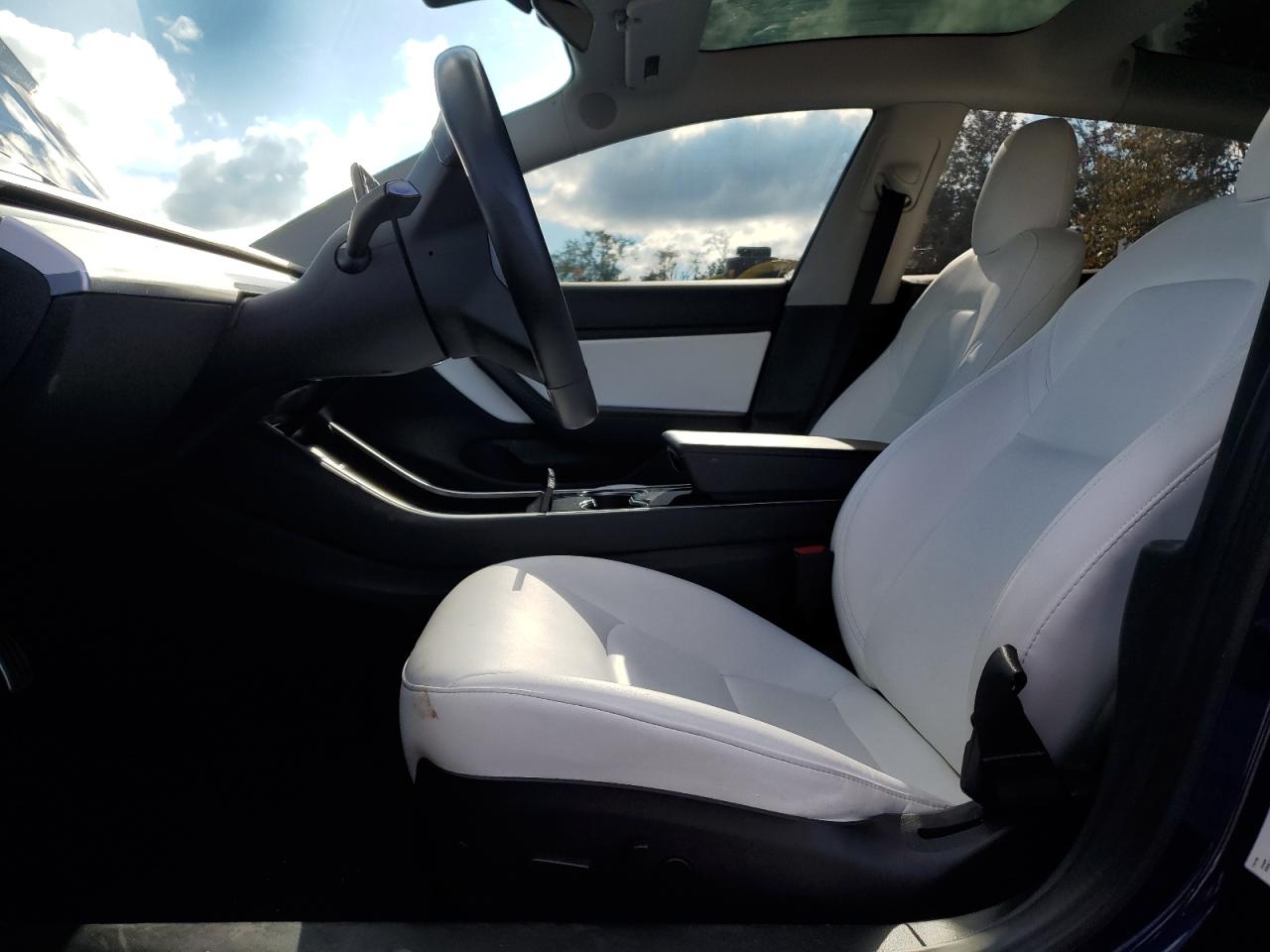 2018 Tesla Model 3 VIN: 5YJ3E1EB7JF080947 Lot: 90859095