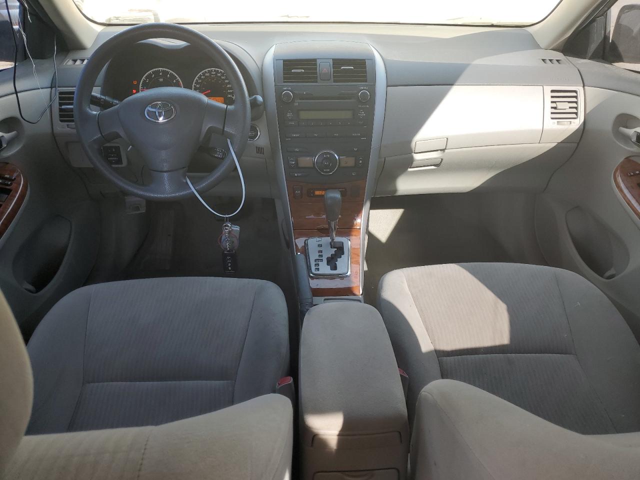 2010 Toyota Corolla Base VIN: 2T1BU4EE9AC282350 Lot: 84269425