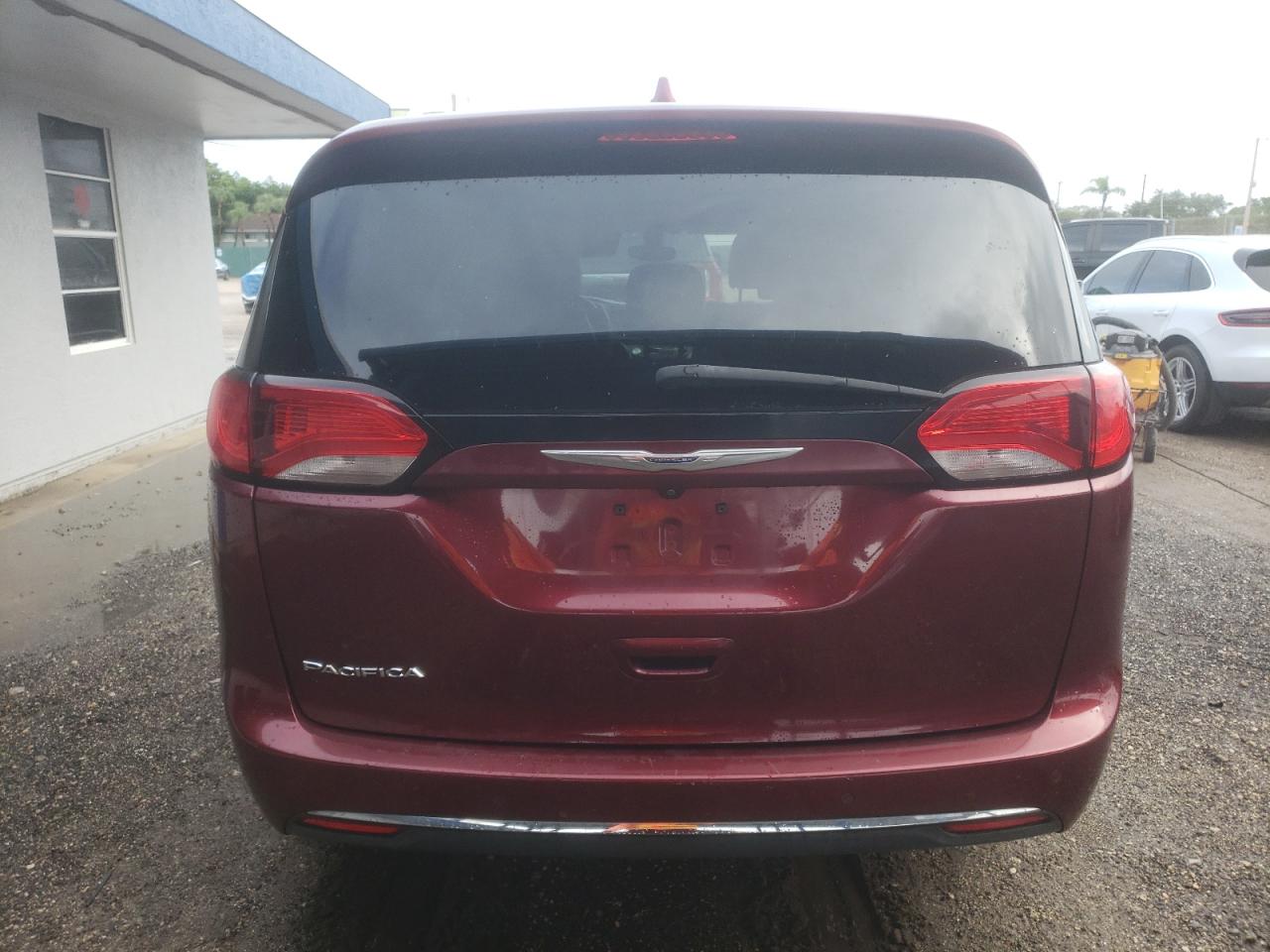 2018 Chrysler Pacifica Touring L VIN: 2C4RC1BG0JR110066 Lot: 86239005