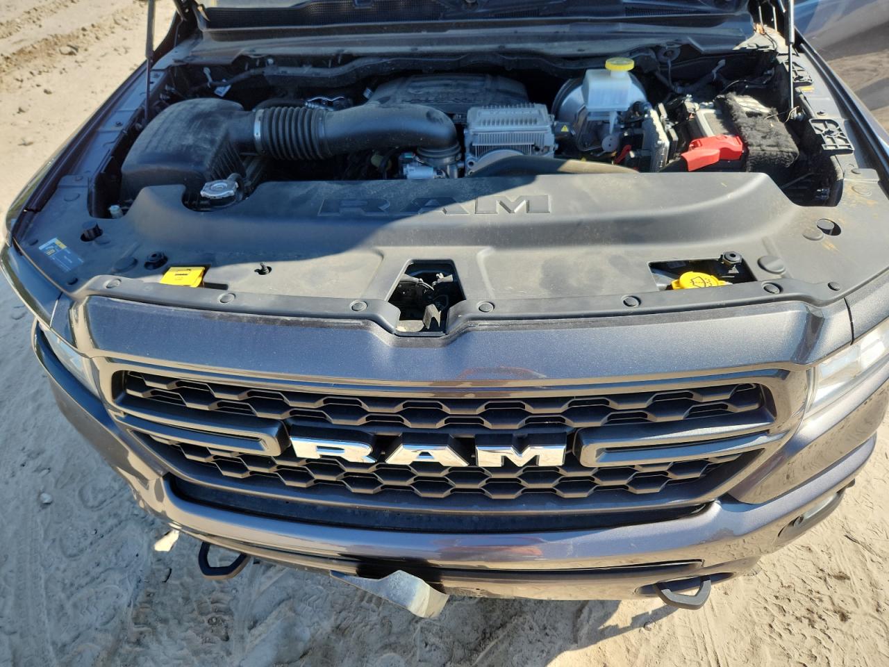 2022 Ram 1500 Big Horn/Lone Star VIN: 1C6SRFFT2NN423702 Lot: 84725015