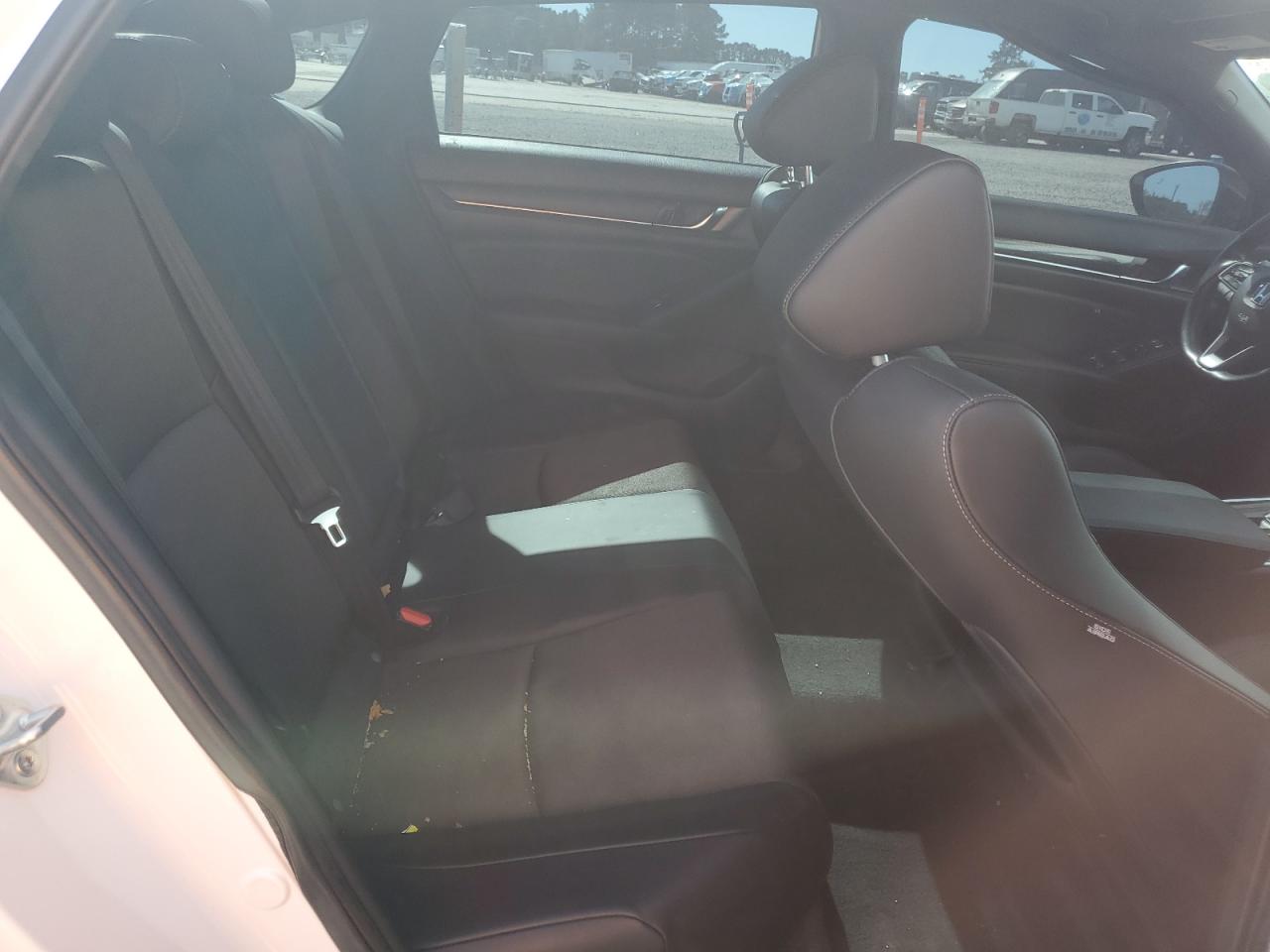 2022 Honda Accord Sport VIN: 1HGCV2F32NA018417 Lot: 89483645