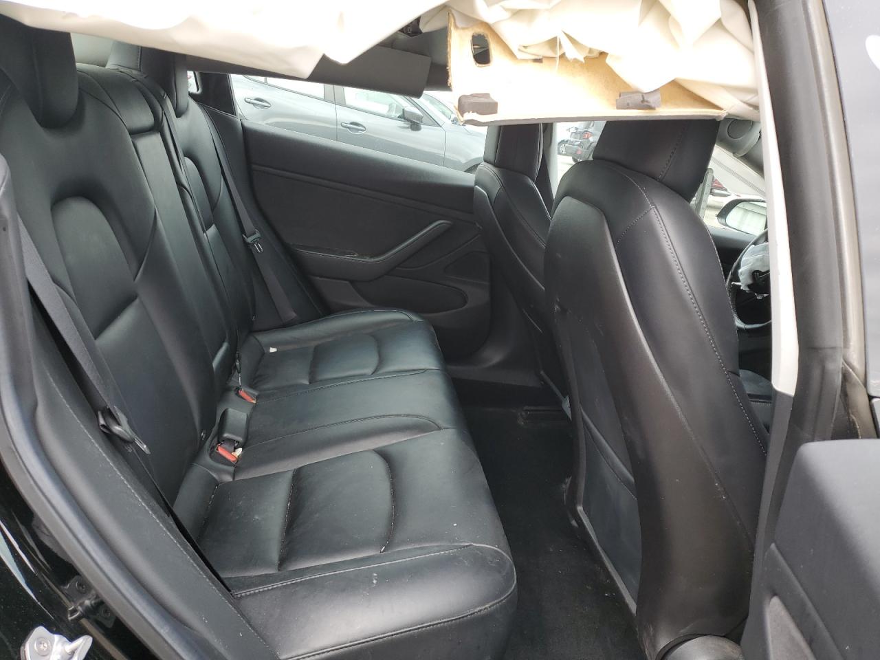 2019 Tesla Model 3 VIN: 5YJ3E1EA6KF425328 Lot: 81917565