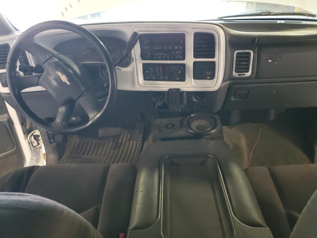 2004 Chevrolet Silverado K1500 VIN: 1GCEK19T24E300523 Lot: 84005935