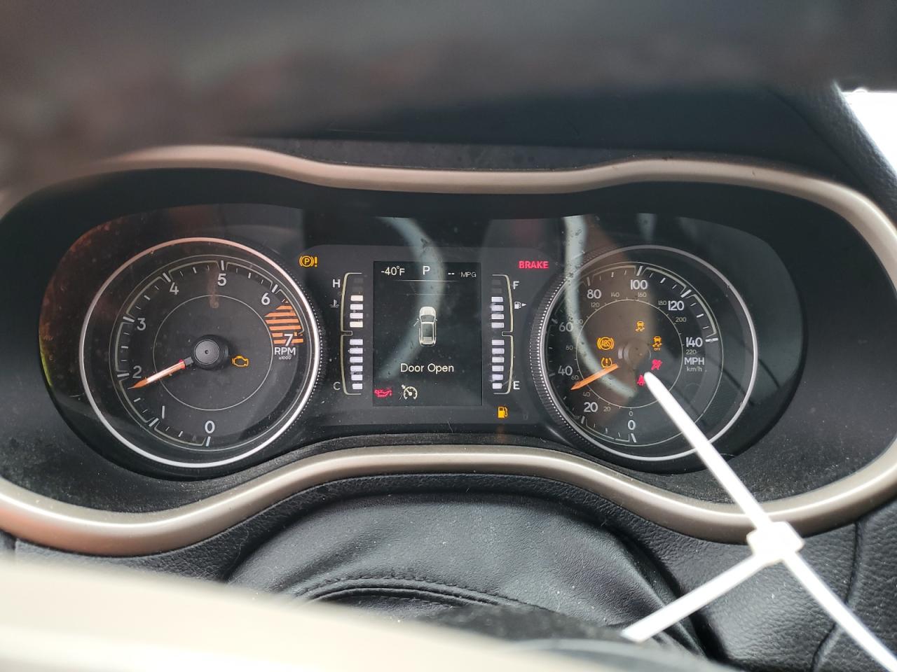 2016 Jeep Cherokee Latitude VIN: 1C4PJLCB6GW179310 Lot: 85547895