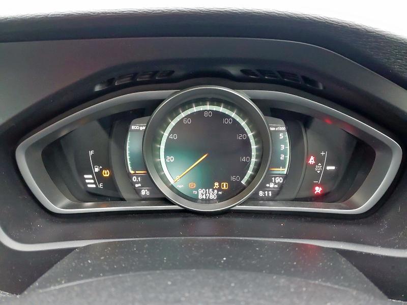 2018 VOLVO V40 D2 [120] R DESIGN NAV PLUS 5DR