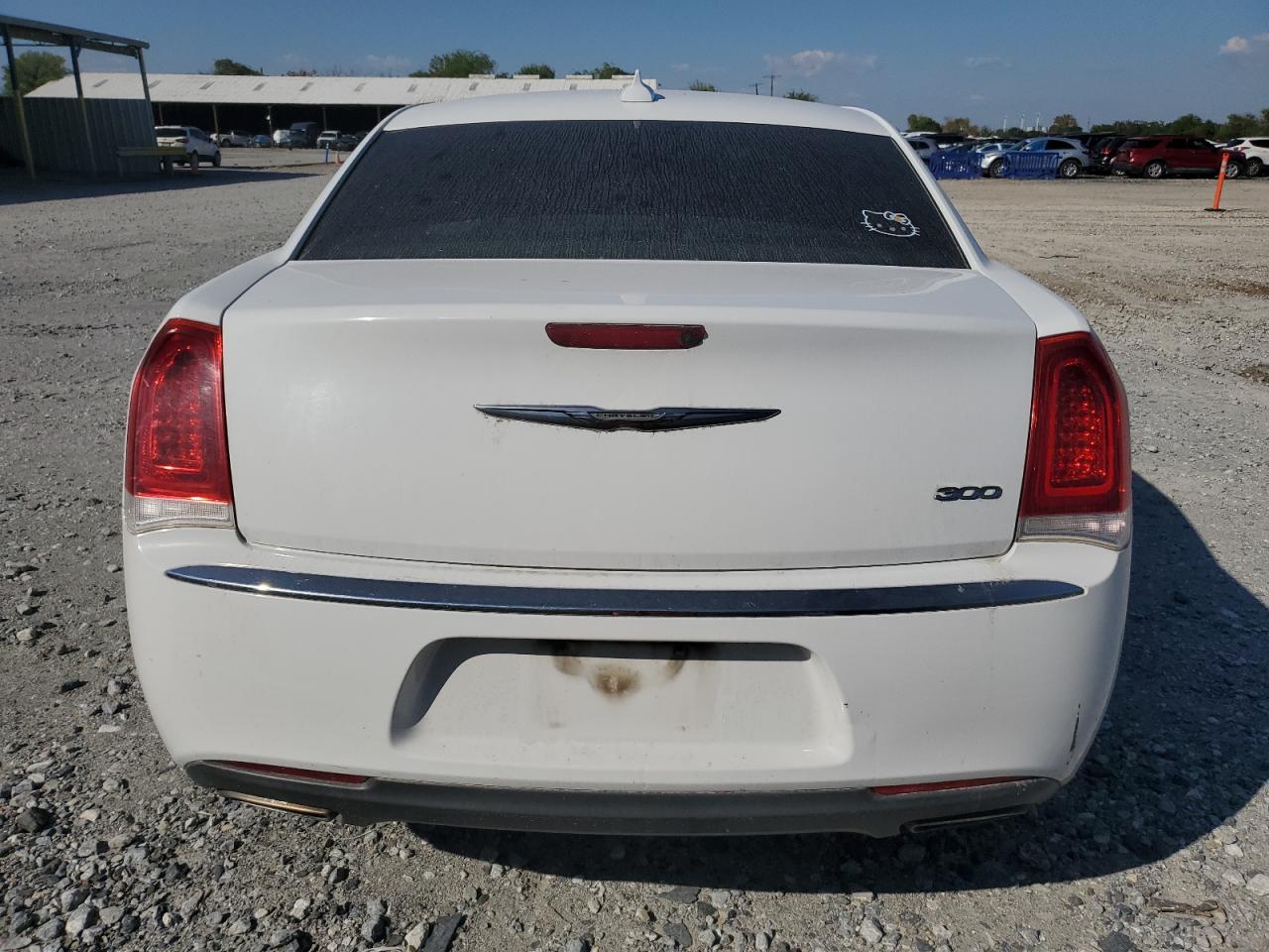 2015 Chrysler 300 Limited VIN: 2C3CCAAGXFH792608 Lot: 86544125