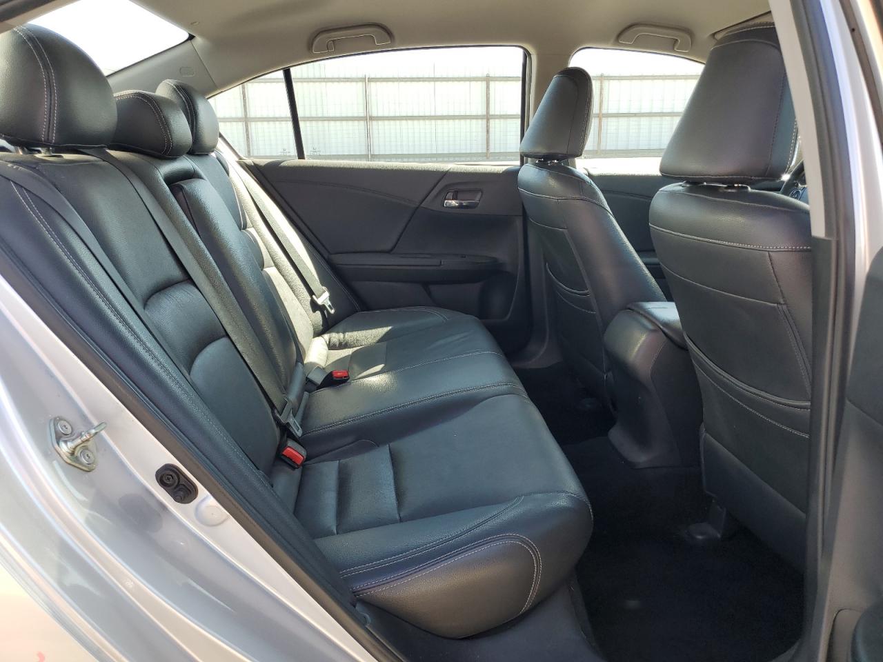 2015 Honda Accord Sport VIN: 1HGCR2F58FA135832 Lot: 82215625