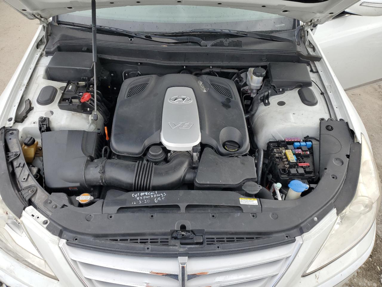 2010 Hyundai Genesis 4.6L VIN: KMHGC4DF4AU072773 Lot: 84894735