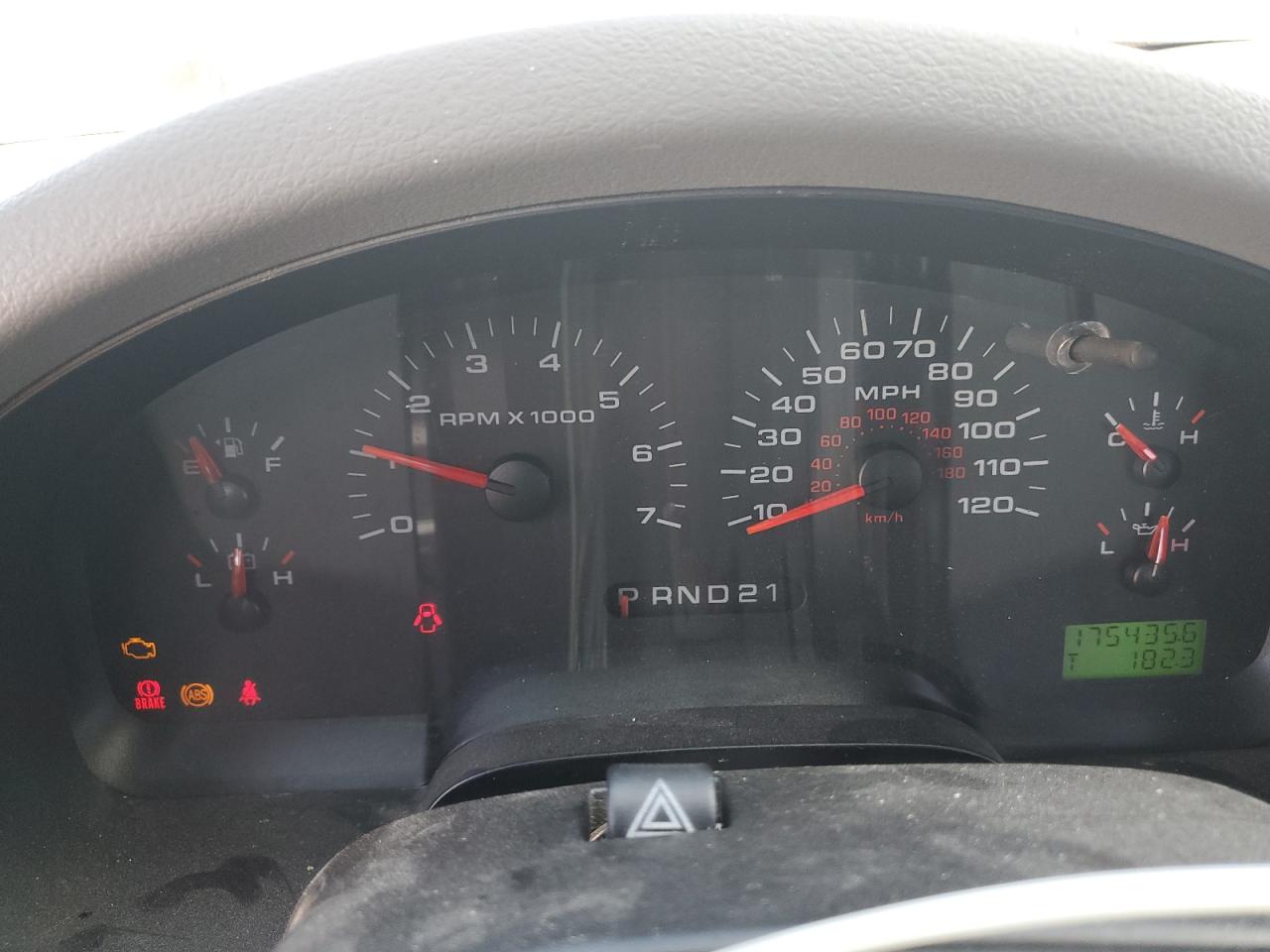 2008 Ford F150 VIN: 1FTRF12W18KD19937 Lot: 81931025