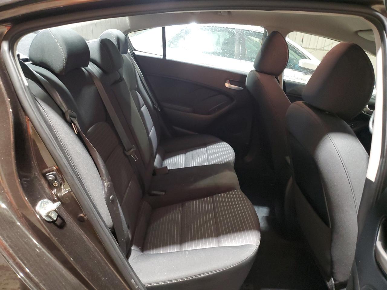 2018 Kia Forte Lx VIN: 3KPFL4A7XJE208142 Lot: 85553665