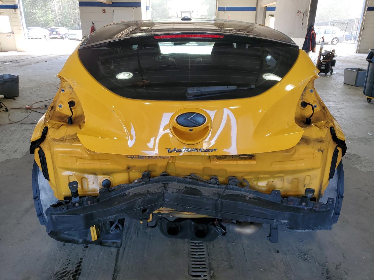 2017 Hyundai Veloster VIN: KMHTC6AD1HU316466 Lot: 84928885