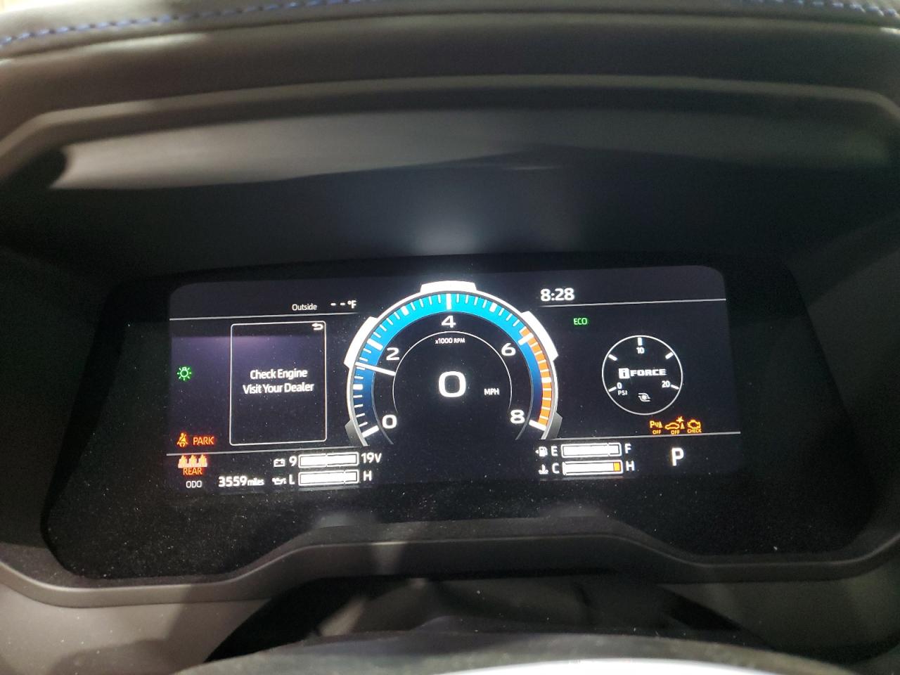 2025 Toyota Tundra Crewmax Platinum VIN: 5TFNA5DB9SX317698 Lot: 84745005