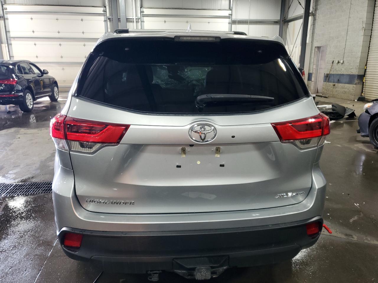 2019 Toyota Highlander Se VIN: 5TDJZRFH9KS715886 Lot: 85098465