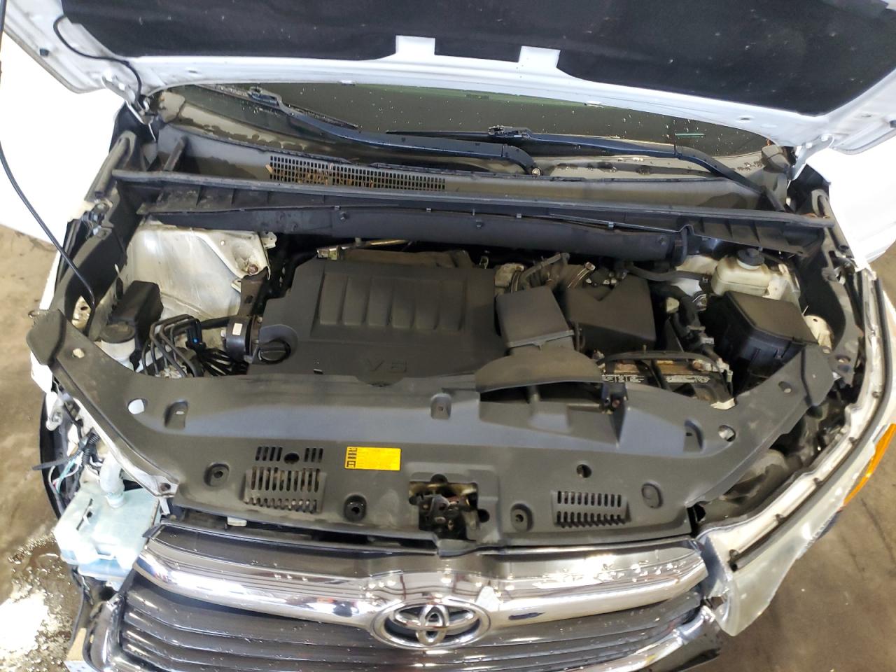 2014 Toyota Highlander Limited VIN: 5TDDKRFH9ES068086 Lot: 85869135