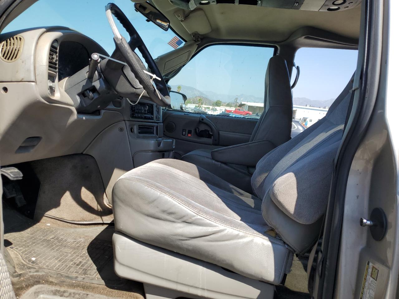 2005 Chevrolet Astro VIN: 1GNDM19X95B108230 Lot: 71481965